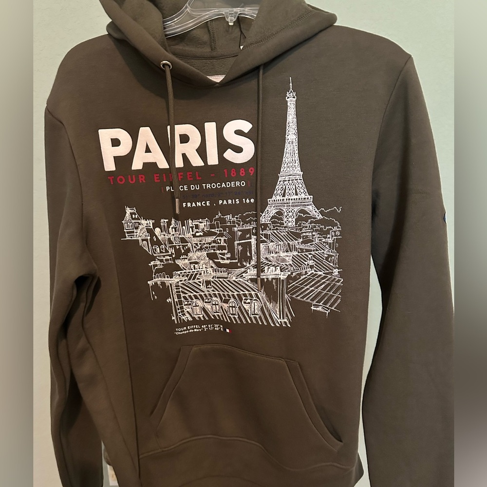Glam‎ Olive Paris Graphic Hoodie. Unisex. Size Medium. New with tag. - Picture 8 of 14
